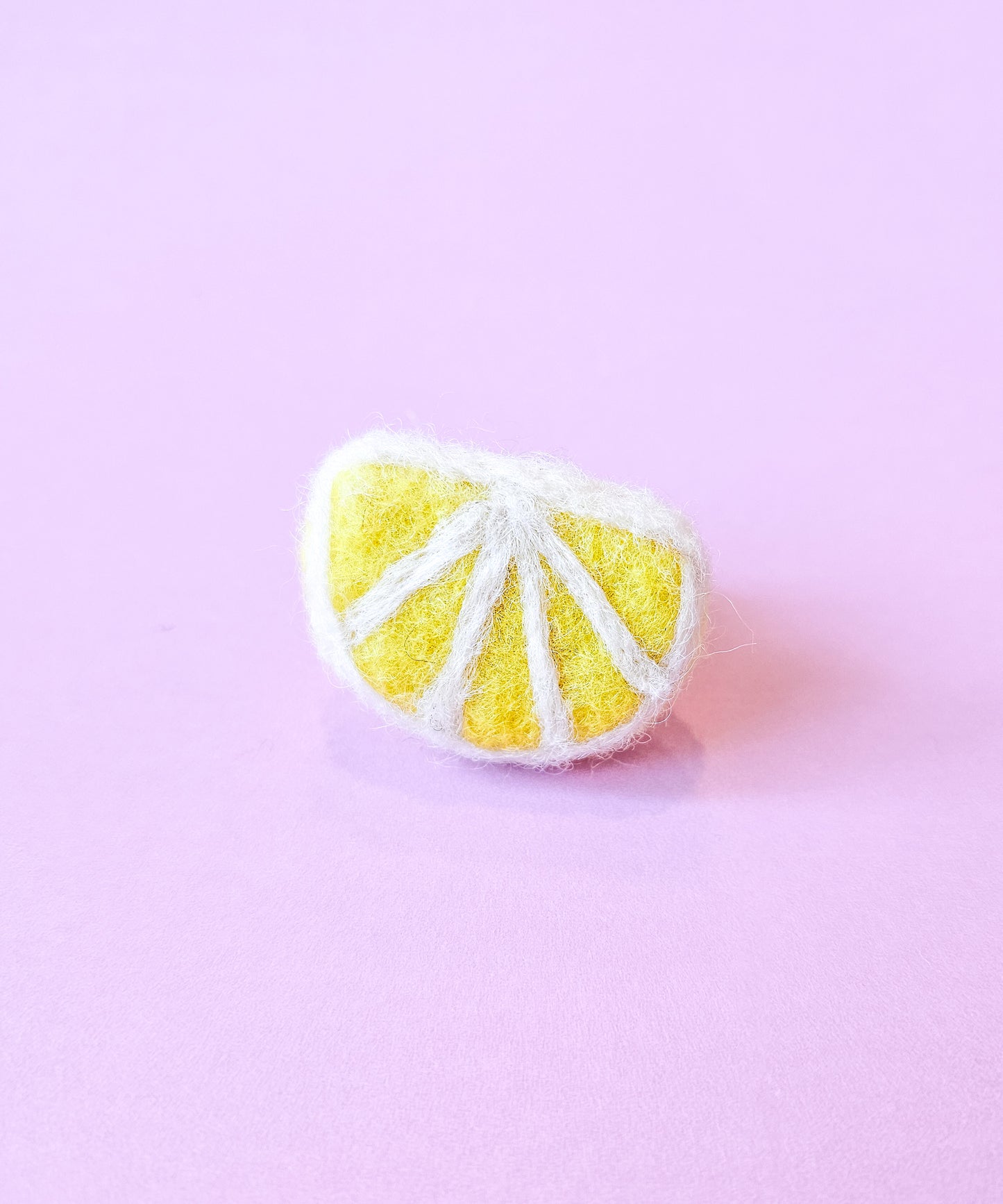 Lemon slice vent clip